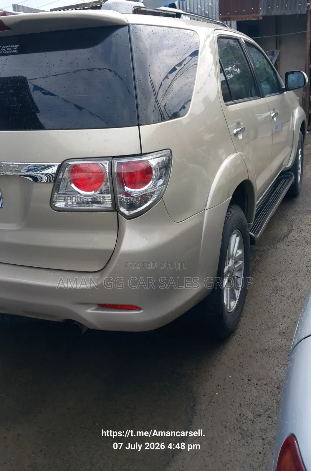 Toyota Fortuner 2011 Beige