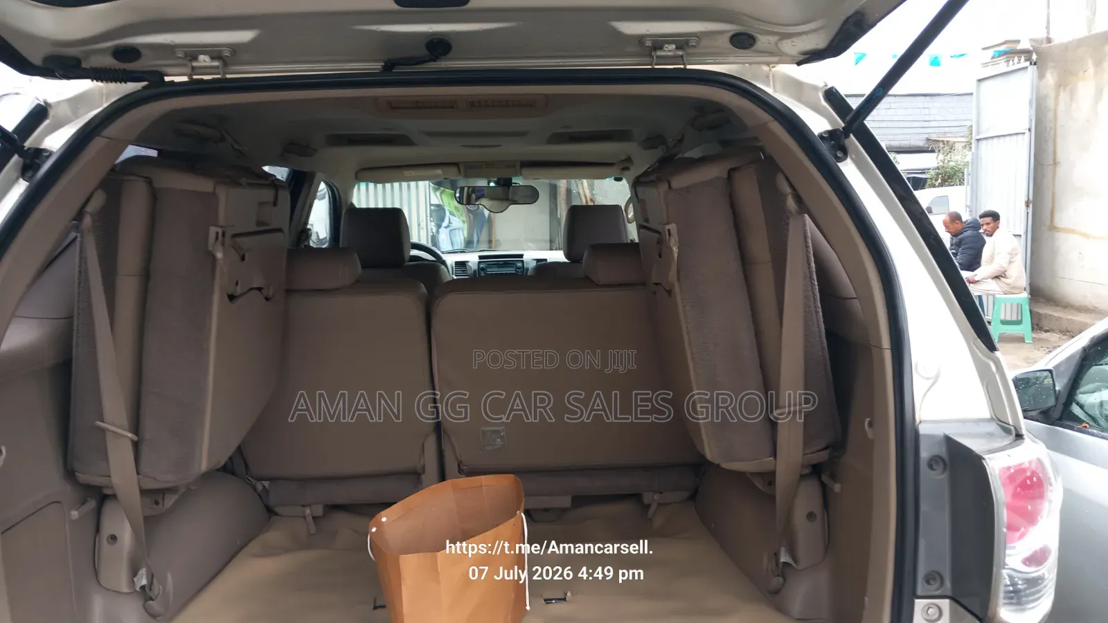 Toyota Fortuner 2011 Beige