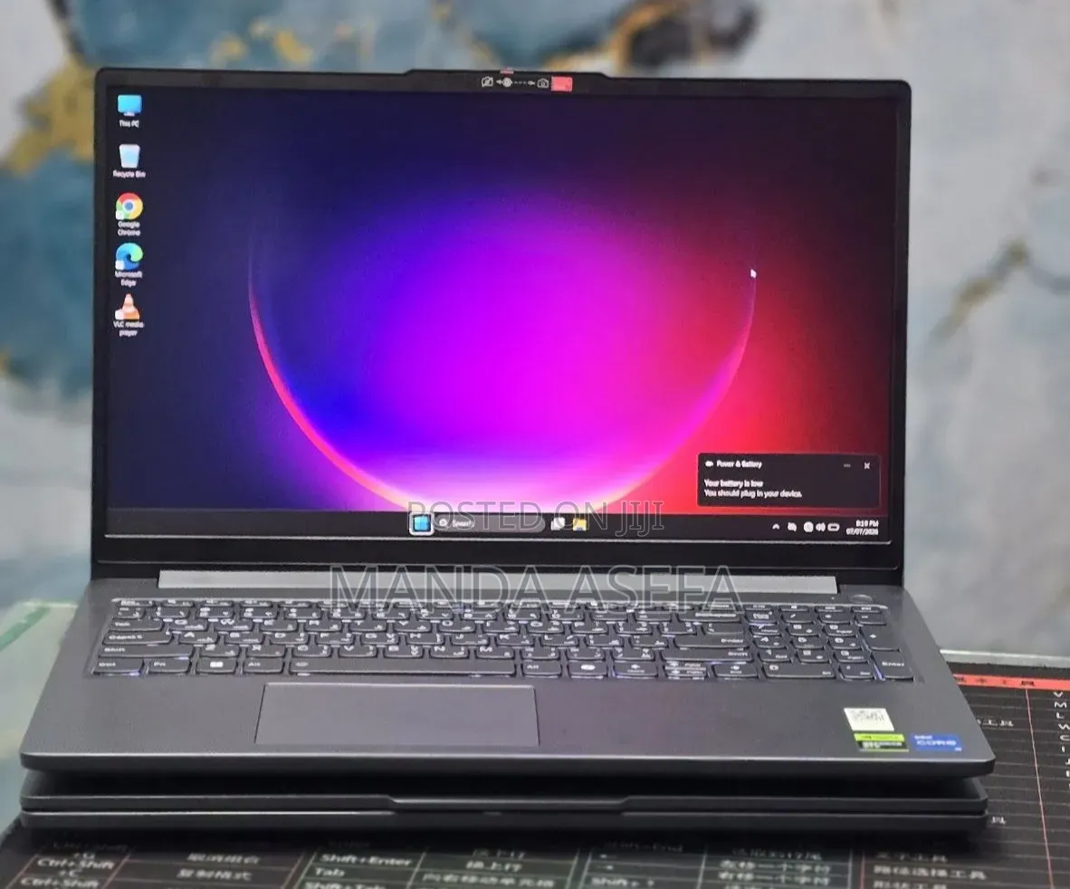 New Laptop Lenovo LOQ 15IRH8 12GB Intel Core i5 SSD 512GB