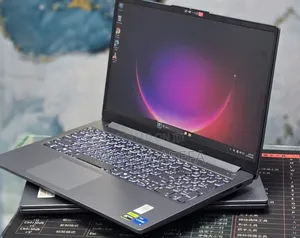 New Laptop Lenovo LOQ 15IRH8 12GB Intel Core i5 SSD 512GB