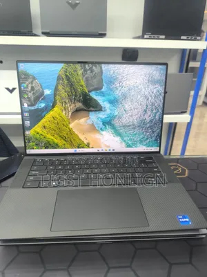 New Laptop Dell Precision 5570 16GB Intel Core i7 SSD 512GB