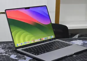New Laptop Apple MacBook Pro 2023 M3 8GB Apple M3 Pro SSD 512GB