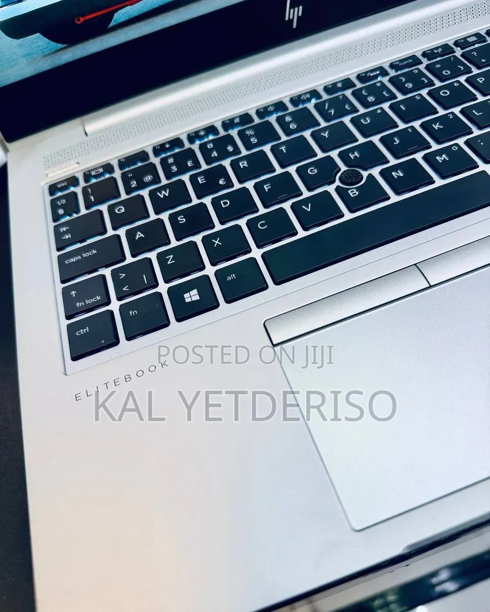New Laptop HP EliteBook 840 G5 8GB Intel Core i5 SSD 512GB