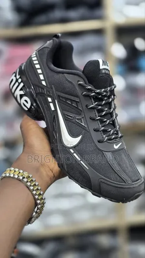 Nie Airmax Initial