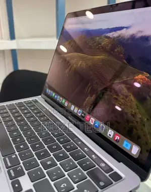 New Laptop Apple MacBook Pro 2021 M1 16GB Apple M1 Pro SSD 512GB