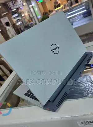 New Laptop Dell G15 5510 16GB Intel Core i7 SSD 512GB