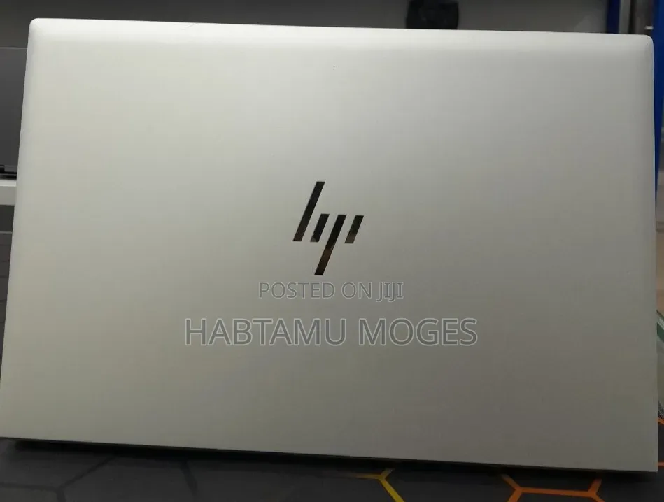 New Laptop HP EliteBook 830 G8 16GB Intel Core i7 SSD 512GB