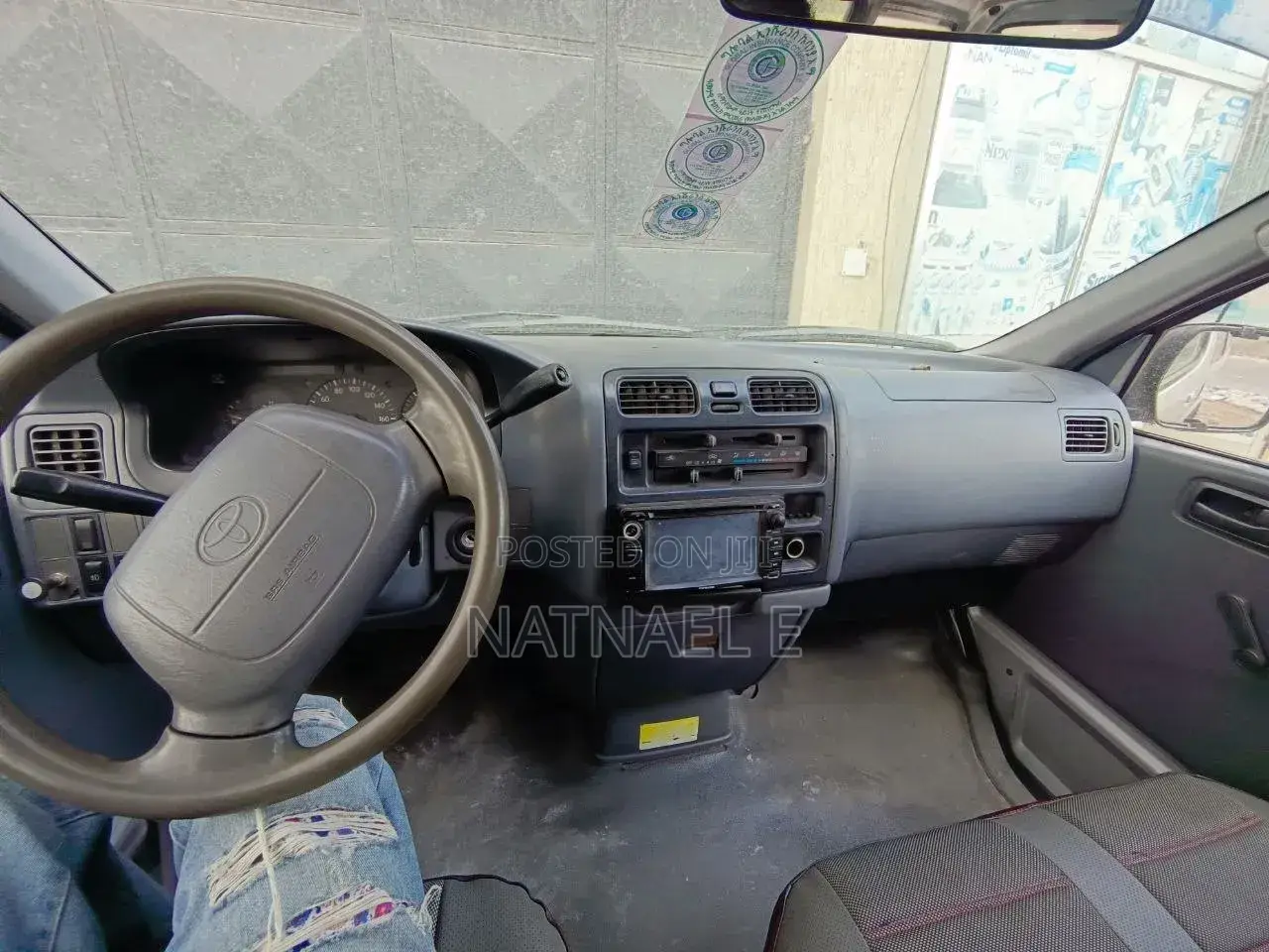 Toyota HiAce 2003 Silver