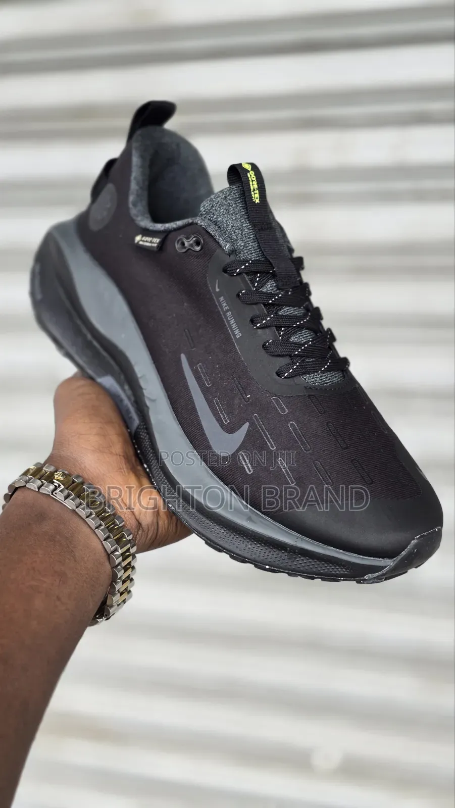 Nike Infinity Black