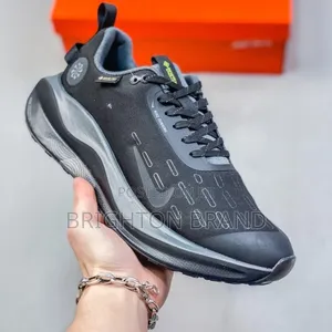 Nike Infinity Black