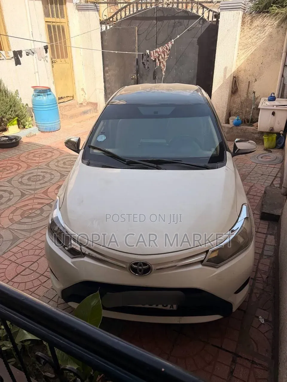 Toyota Yaris 2014 White