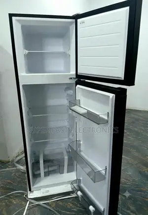 Midea Refrigerator 237 Double Door– Top Freezer, Black Finish, Energy