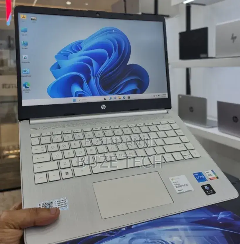 New Laptop HP Stream Notebook 16GB Intel Core i5 SSD 512GB