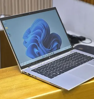 New Laptop HP EliteBook 840 G10 16GB Intel Core i7 SSD 512GB