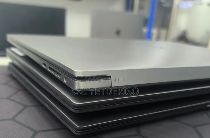 New Laptop Dell Precision 5570 16GB Intel Core i7 SSD 512GB