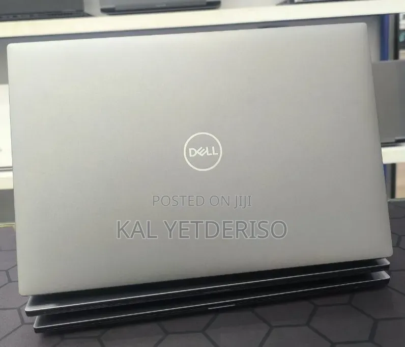 New Laptop Dell Precision 5570 16GB Intel Core i7 SSD 512GB