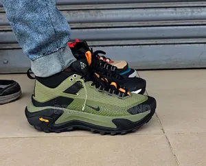 Nike Acg Boots Dark Green