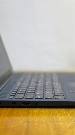 New Laptop Lenovo Ideapad 3 12GB Intel Core i7 SSD 512GB