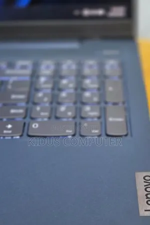 New Laptop Lenovo Ideapad 3 12GB Intel Core i7 SSD 512GB