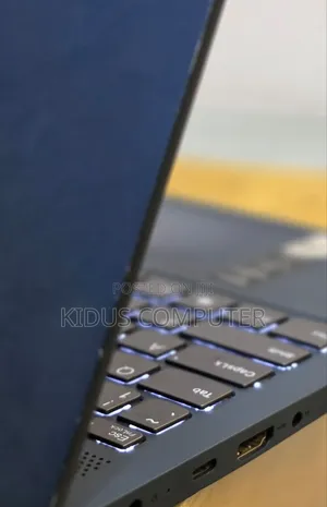 New Laptop Lenovo Ideapad 3 12GB Intel Core i7 SSD 512GB