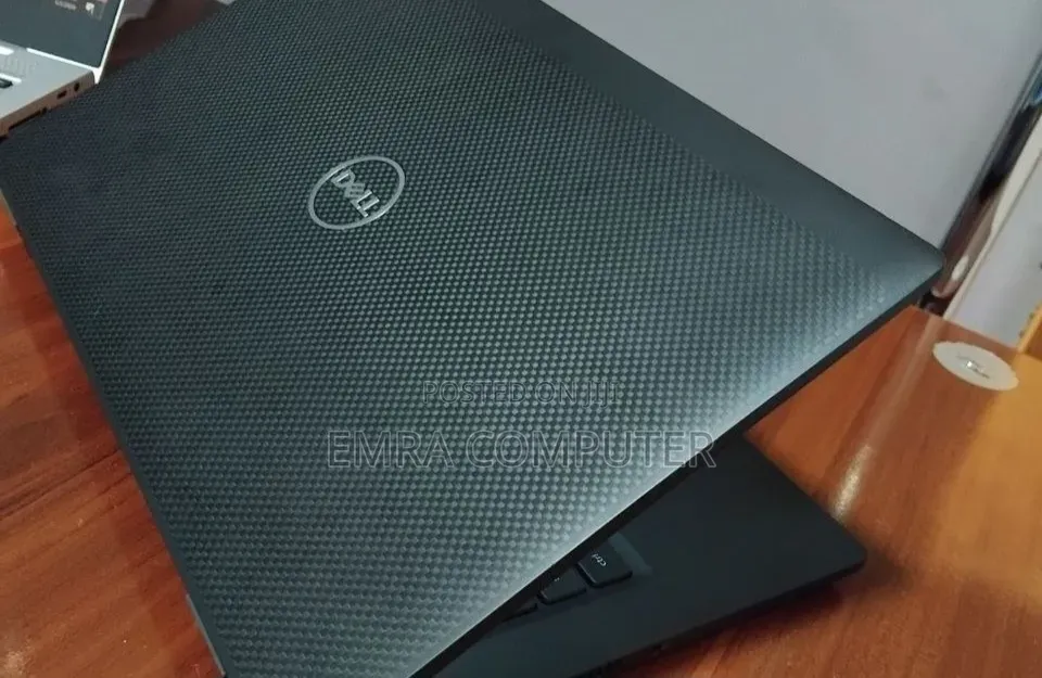 New Laptop Dell Latitude 7420 16GB Intel Core i7 SSD 512GB