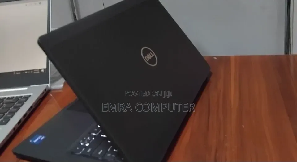 New Laptop Dell Latitude 7420 16GB Intel Core i7 SSD 512GB
