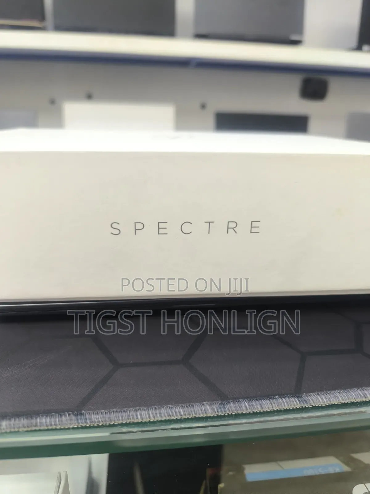 New Laptop HP Spectra 13 16GB Intel Core i7 SSD 1T