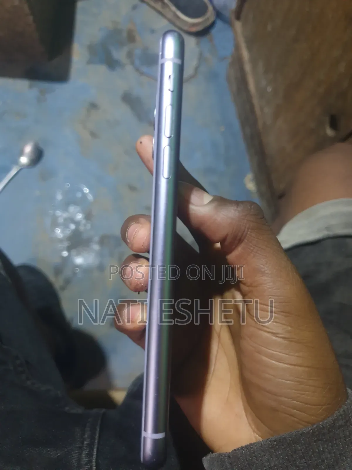 Apple iPhone 11 64 GB Gray