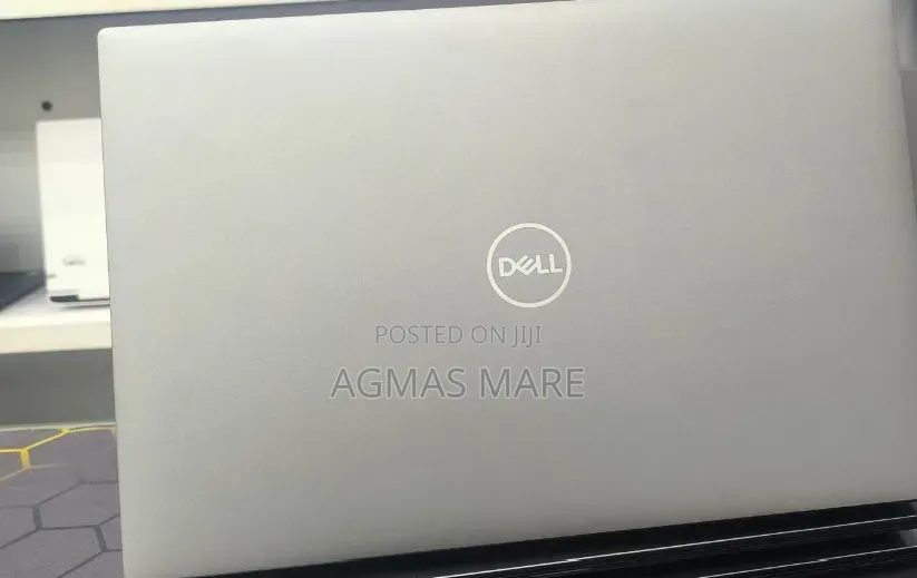 New Laptop Dell Precision 5570 16GB Intel Core i7 SSD 512GB