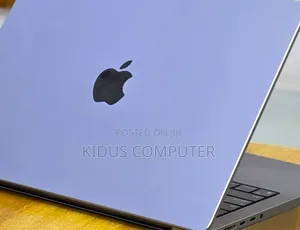 New Laptop Apple MacBook Pro 2020 M1 32GB Apple M1 SSD 512GB