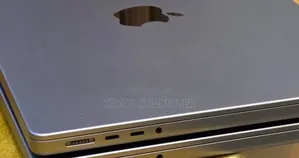 New Laptop Apple MacBook Pro 2020 M1 32GB Apple M1 SSD 512GB