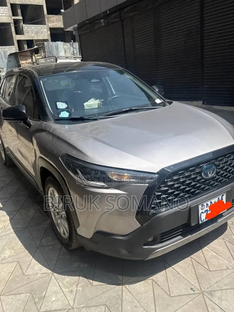 Toyota Corolla Cross 2023 Silver