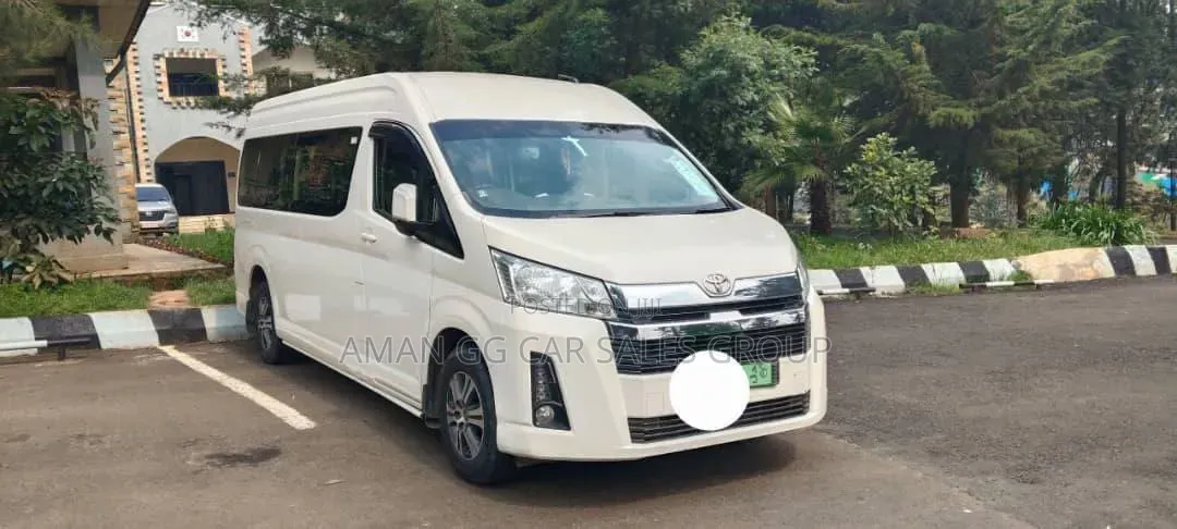 Toyota HiAce 2020 White