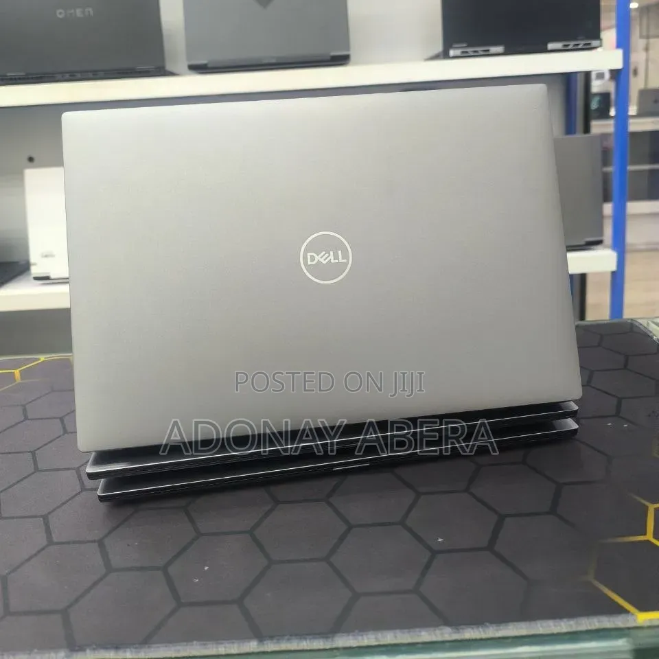 New Laptop Dell Precision 5570 16GB Intel Core i7 SSD 512GB