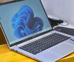New Laptop HP EliteBook 840 G10 16GB Intel Core i7 SSD 512GB