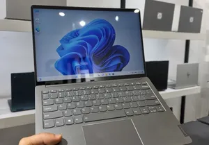 New Laptop Lenovo 16GB AMD Ryzen 7 SSD 512GB