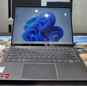 New Laptop Lenovo 16GB AMD Ryzen 7 SSD 512GB