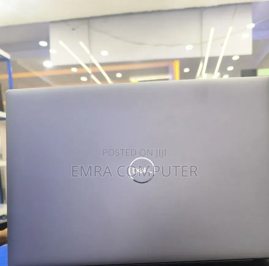 New Laptop Dell Precision 5490 32GB Intel Core Ultra 9 SSD 1T