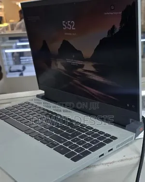 New Laptop Dell G15 5510 16GB Intel Core i7 SSD 512GB