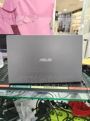 New Laptop Asus VivoBook 15 X505BA 8GB Intel Core i3 SSD 256GB