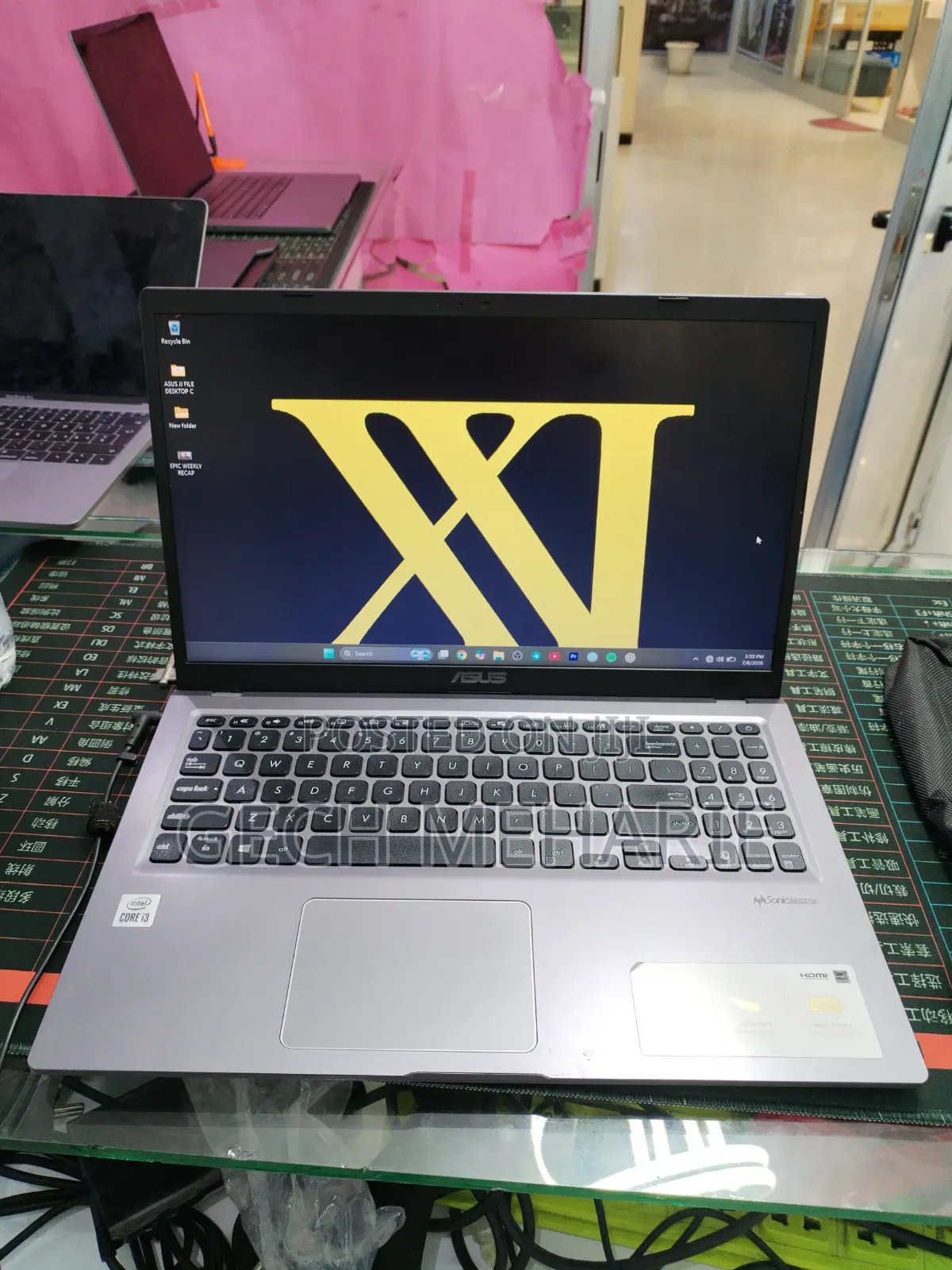 New Laptop Asus VivoBook 15 X505BA 8GB Intel Core i3 SSD 256GB