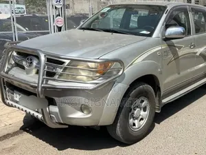 Toyota Hilux 2008 Silver