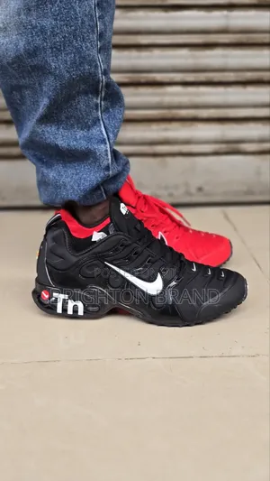 Nike Tn Black Sole Red