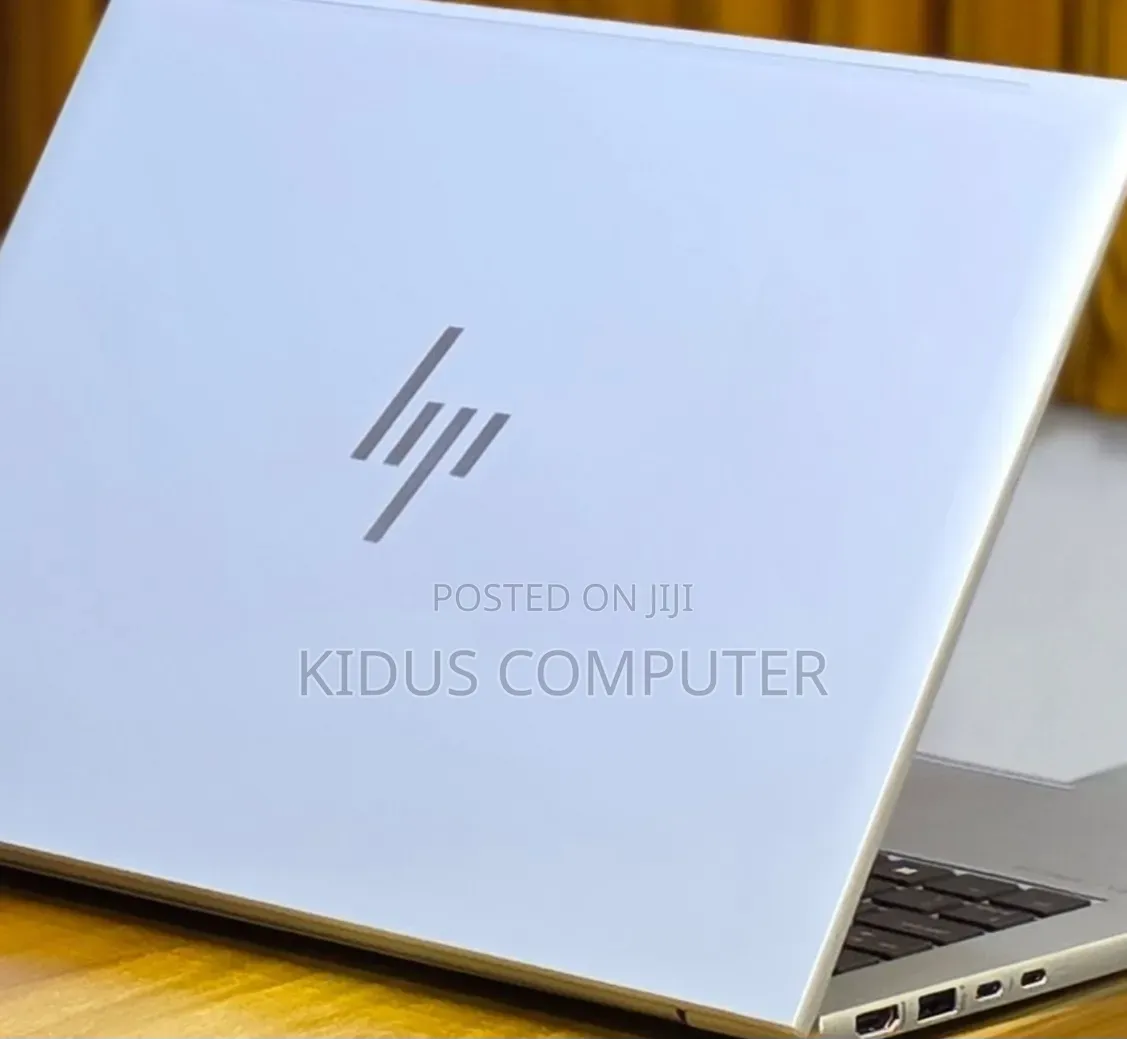 New Laptop HP EliteBook 840 G9 16GB Intel Core i7 SSD 512GB