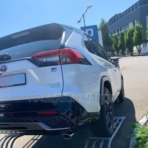 New Toyota RAV4 2025 White