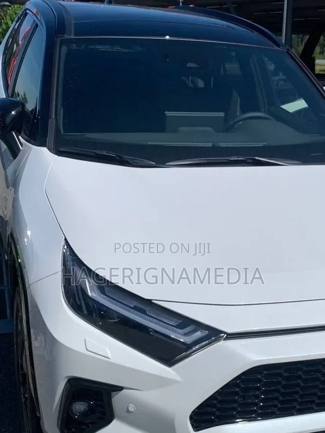 New Toyota RAV4 2025 White