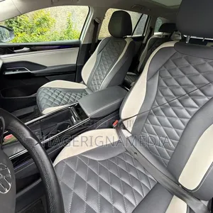 Volkswagen ID.6 2024 White