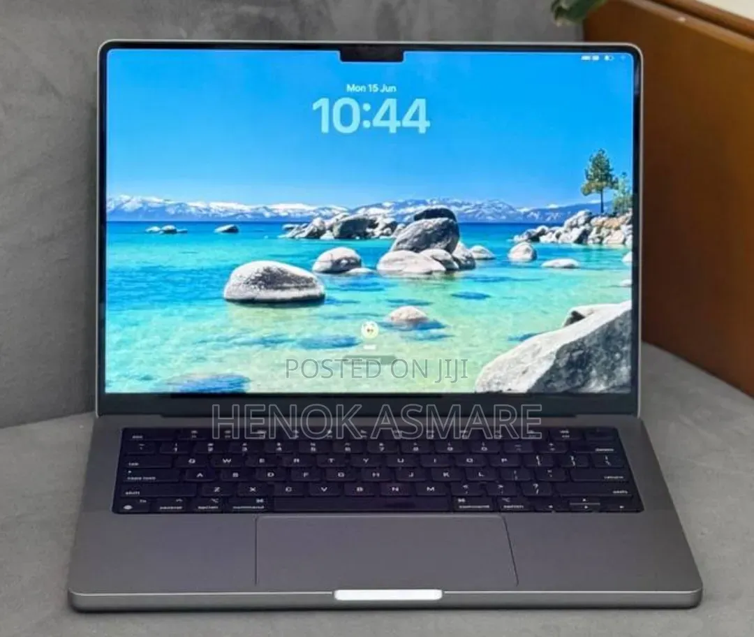 New Laptop Apple MacBook Pro 2021 M1 16GB Apple M1 SSD 1T