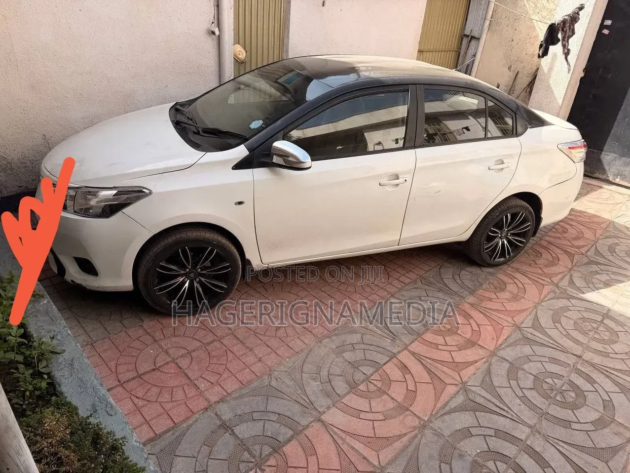 Toyota Yaris 2014 White