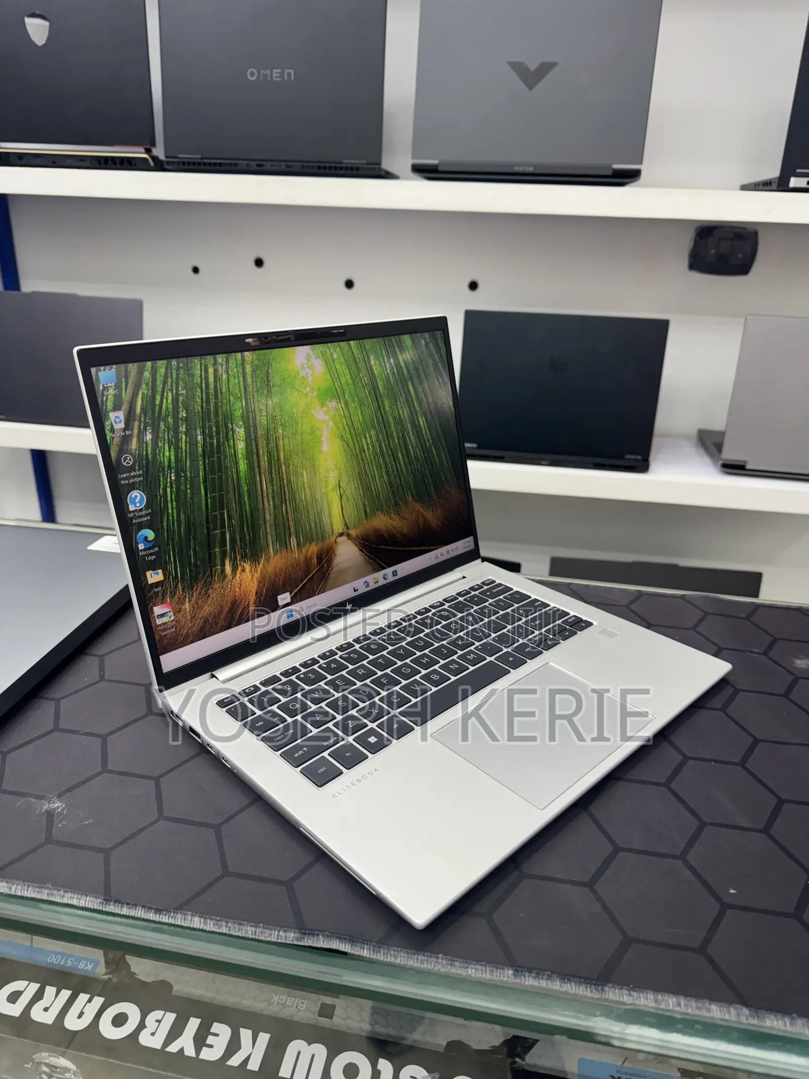 New Laptop HP EliteBook 845 G10 16GB AMD Ryzen 7 SSD 512GB